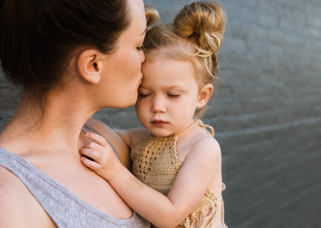 Expériences d’une mère qui travaille : Congé de maternité et parental